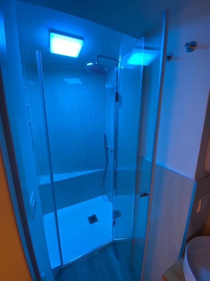 Visavi' Luxury Room Torre A Mare Exterior foto