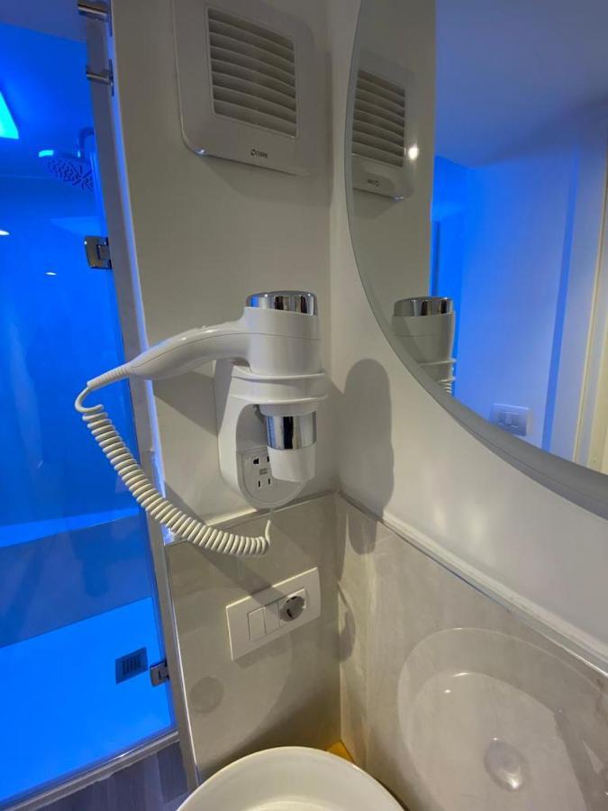Visavi' Luxury Room Torre A Mare Exterior foto