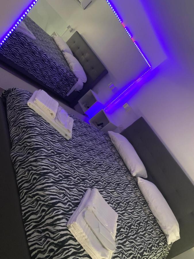 Visavi' Luxury Room Torre A Mare Exterior foto